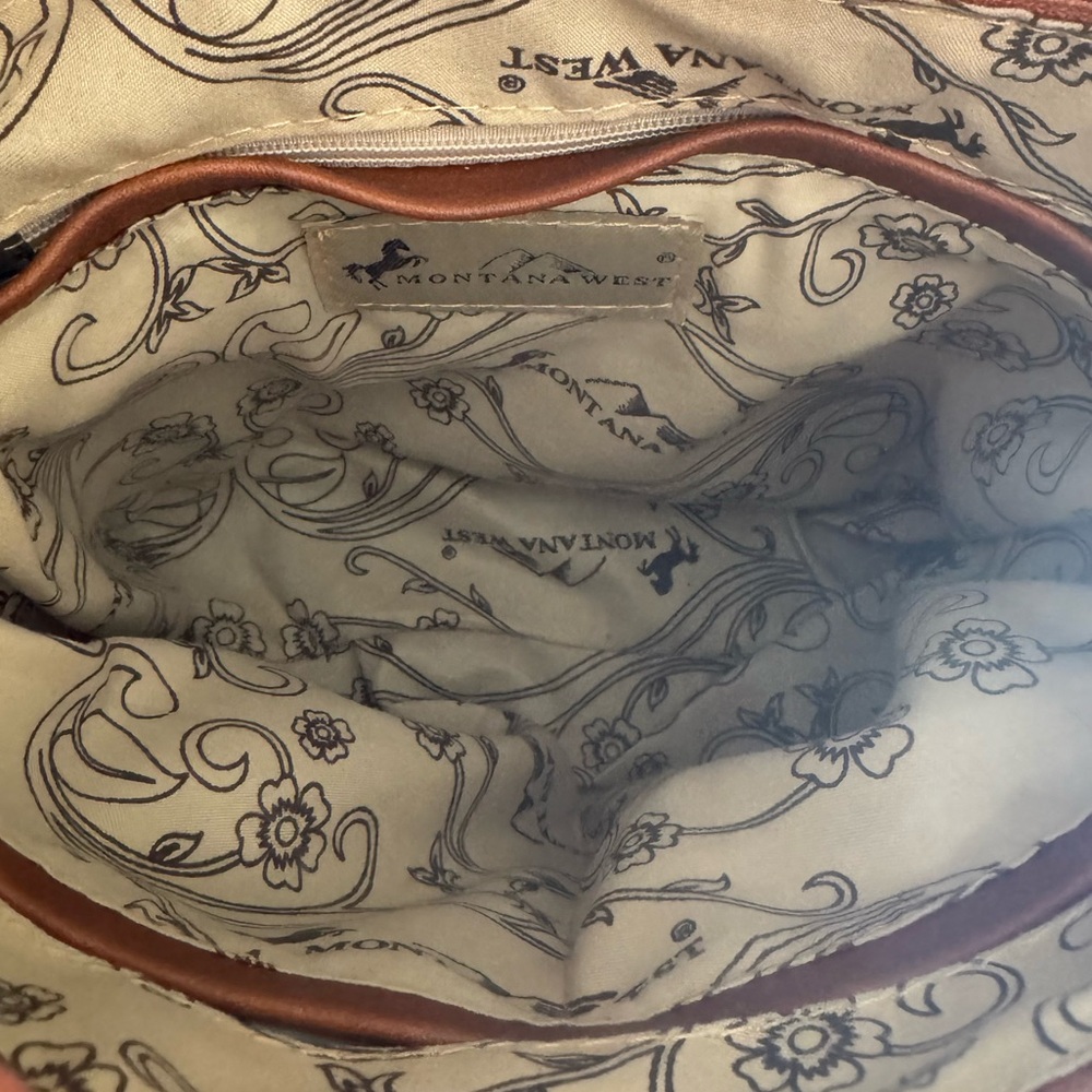 Montana West Purse and matching Wallet - Picture 3 of 5